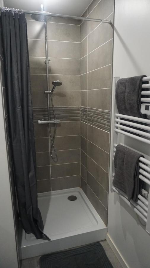 Cosy T2 Wifi Parking Proche Gare Centre Ville Saint-Quentin  Eksteriør bilde