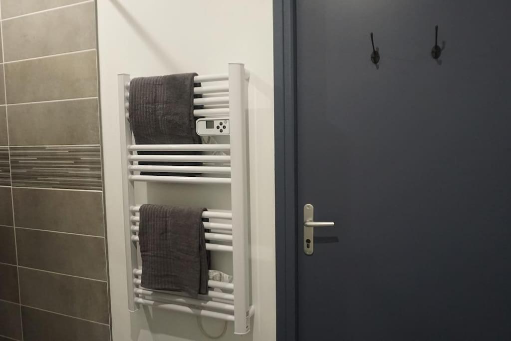 Cosy T2 Wifi Parking Proche Gare Centre Ville Saint-Quentin  Eksteriør bilde